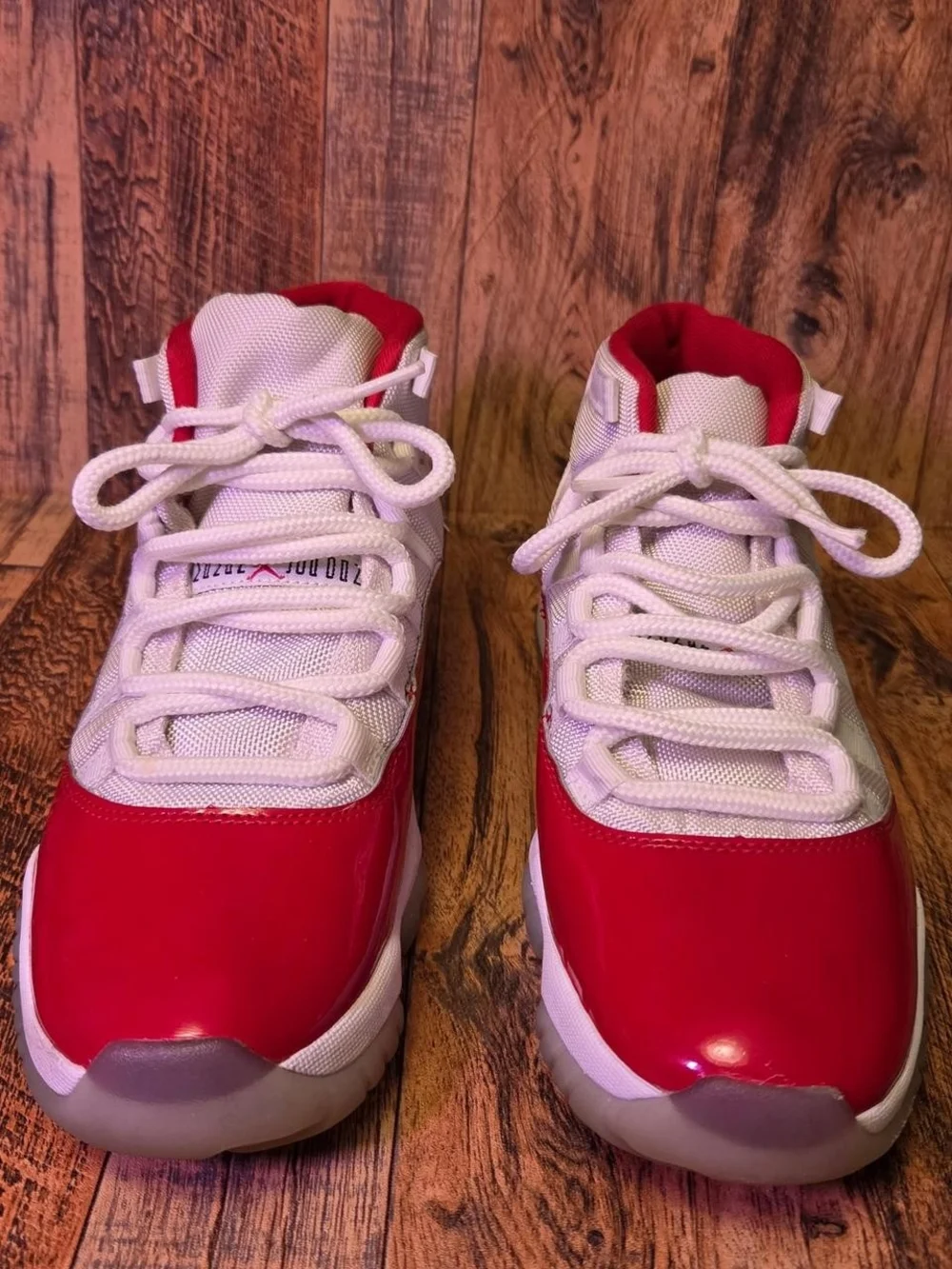 Jordan Air Jordan 11 White/Red  Colorblock High Top Lace-Up Sneaker Size 8